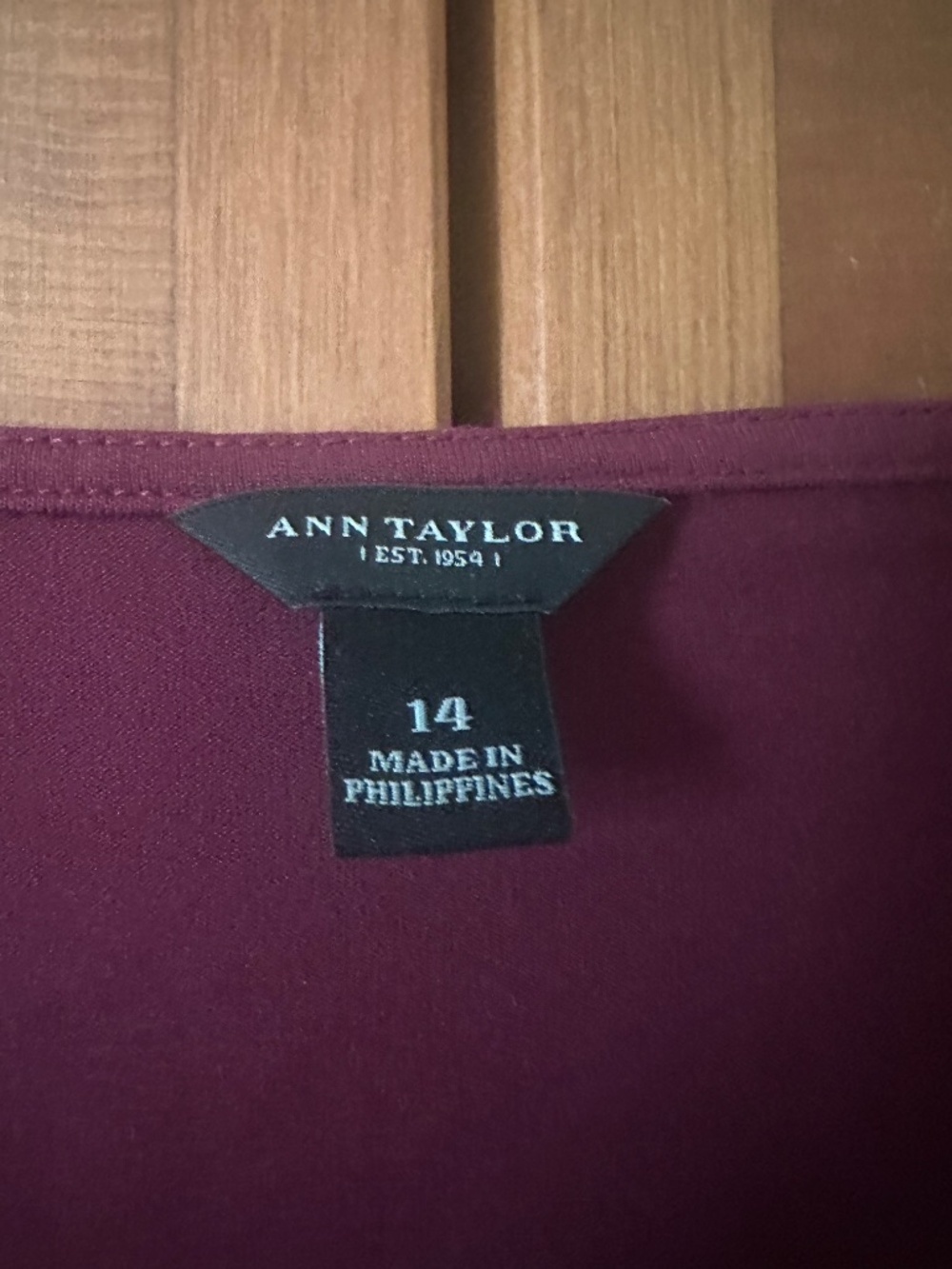 Burgundy Ann Taylor Loft midi dress - Picture 2 of 3